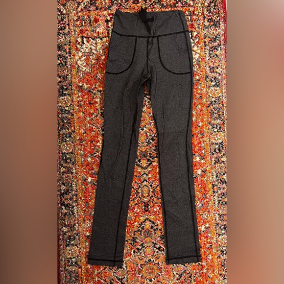 Lululemon tie waist loose ankle leggings size 6 - Picture 5 of 7